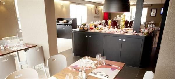 Campanile Hotel 3*